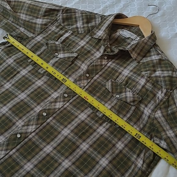 Wind River Classic Fit Green Plaid Fannel Shirt - Picture 6 of 9
